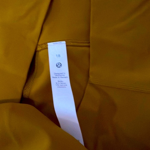 Lululemon Plus Size High-Rise Shorts - Picture 2 of 3